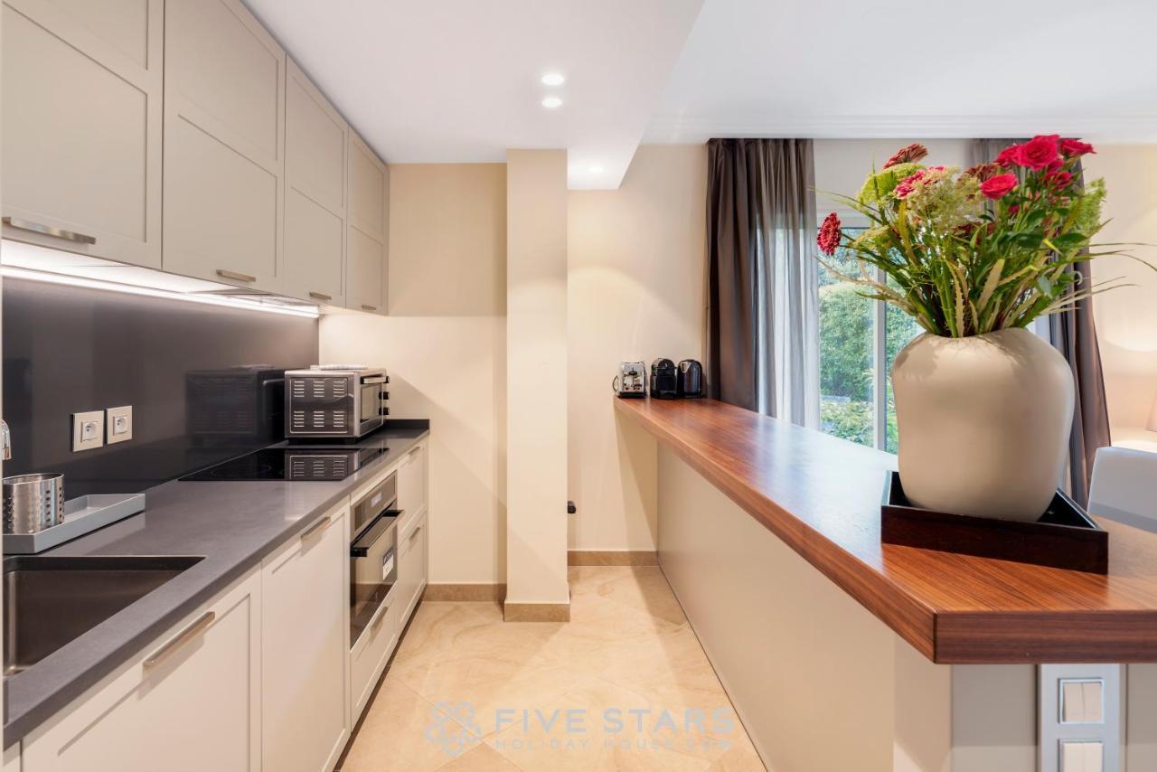 Villa Artemys - Five Stars Holiday House Сен-Жан-Кап-Ферра Екстер'єр фото
